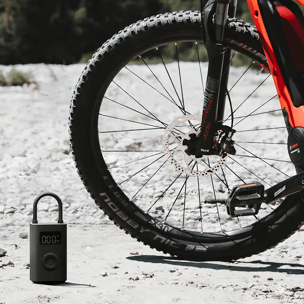 Mauritius_Melimelo.mu_Xiaomi_Portable_Electric_Air_Compressor_2_06